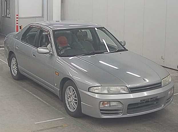 1998 Nissan Skyline 123,100 km