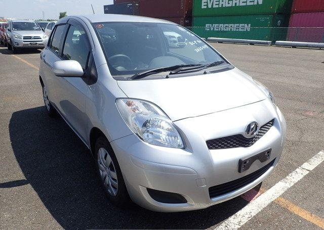 2008 TOYOTA VITZ F LIMITED 49,750 km