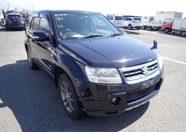 2007 SUZUKI ESCUDO 2.0 HELLY HANSEN LIMITED 145,650 km