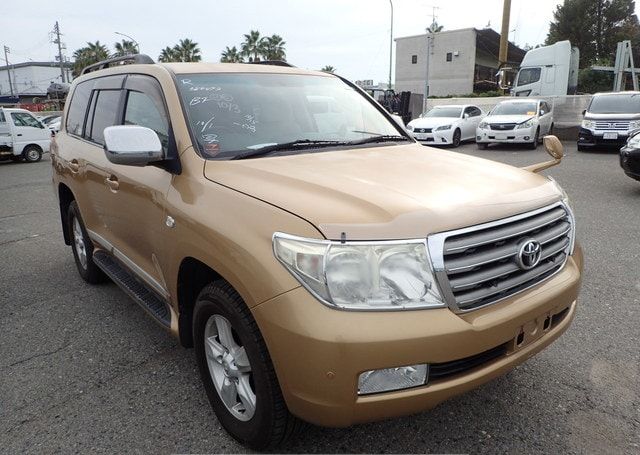 2009 TOYOTA LAND CRUISER AX 201,884 km