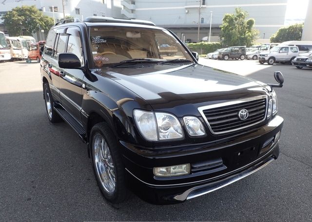 2002 TOYOTA LAND CRUISER CYGNUS 169,247 km