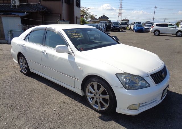 2005 TOYOTA CROWN ATHLETE PREMIUM 50TH EDITION 131,728 km