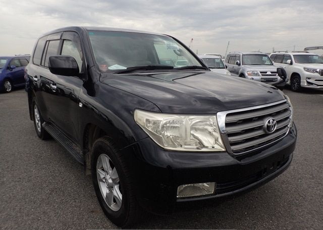 2009 TOYOTA LAND CRUISER AX 141,468 km