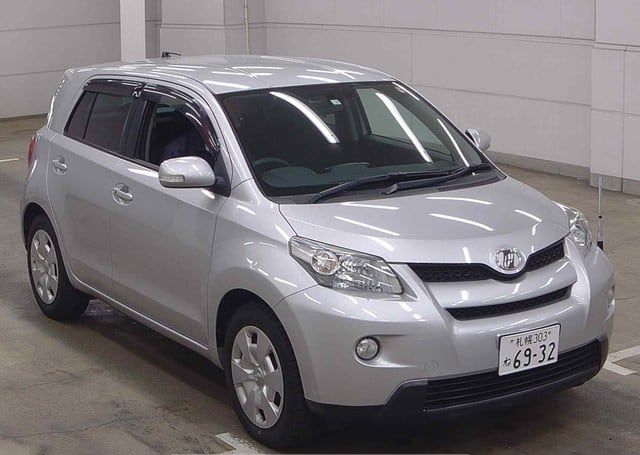 2008 TOYOTA IST 150X SPECIAL EDITION 73,714 km