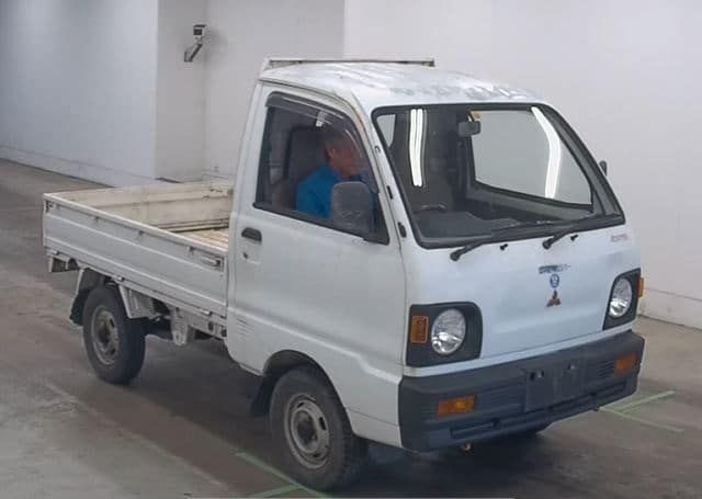 1992 MITSUBISHI MINICAB TRUCK 22,142 km