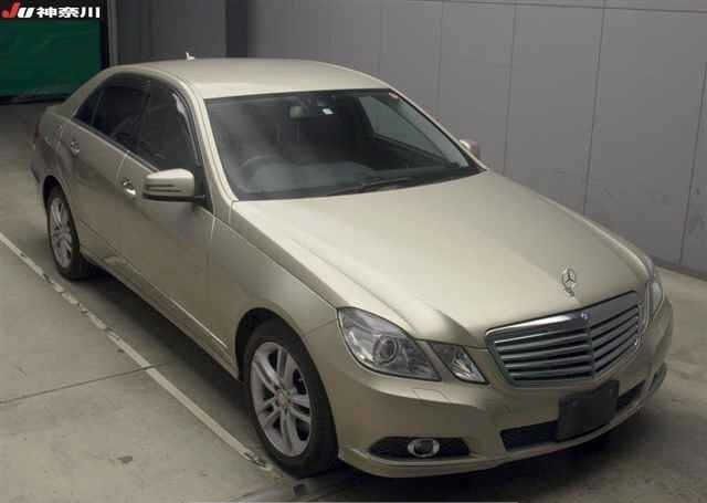 2009 MERCEDES-BENZ E-CLASS E300 48,094 km