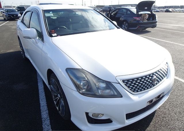 2008 TOYOTA CROWN 2.5 ATHLETE NAVI PACKAGE 123,500 km