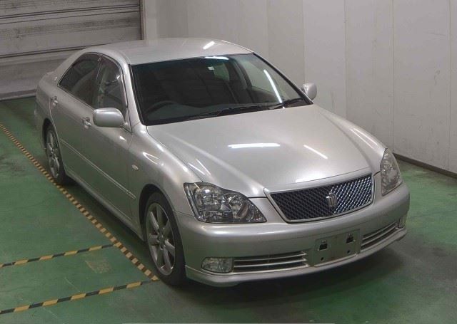 2004 TOYOTA CROWN ATHLETE 91,528 km