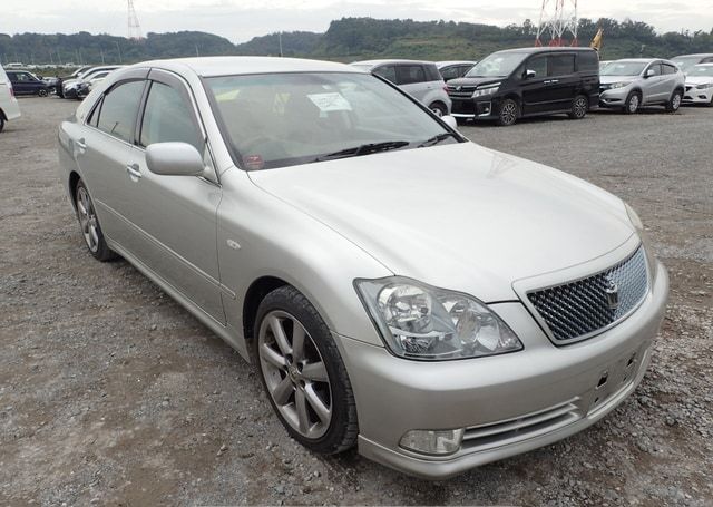 2004 TOYOTA CROWN ATHLETE 91,528 km