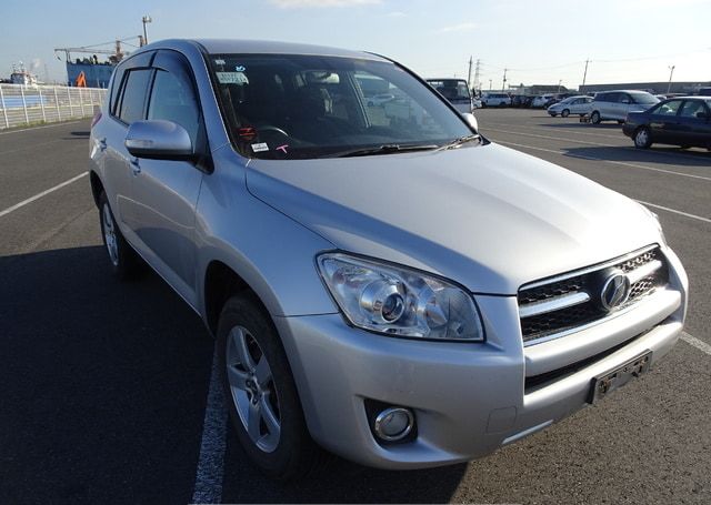 2008 TOYOTA RAV4 STYLE 99,820 km