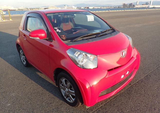 2009 Toyota IQ 130G Leather 68,990km