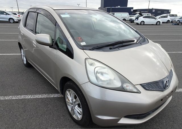 2010 HONDA FIT G SMART SELECTION 96,679 km