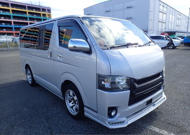 2006 TOYOTA HIACE VAN LONG SUPER GL 271,349 km