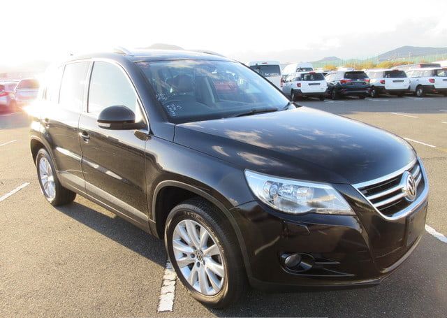 2009 VOLKSWAGEN TIGUAN TRACK AND FIELD 70,218 km