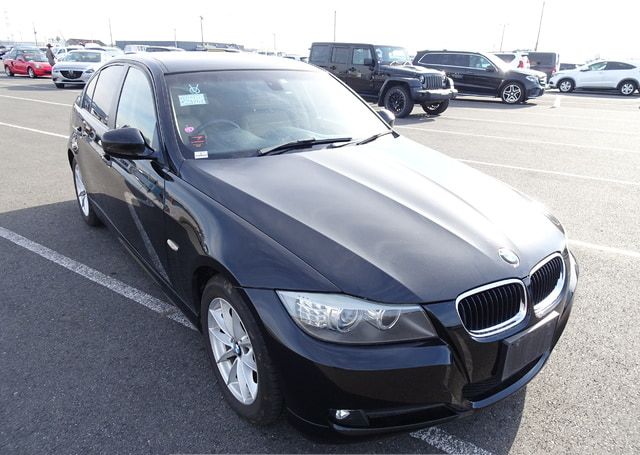 2010 BMW 3 SERIES 320I HIGHLINE PACKAGE 78,391 km