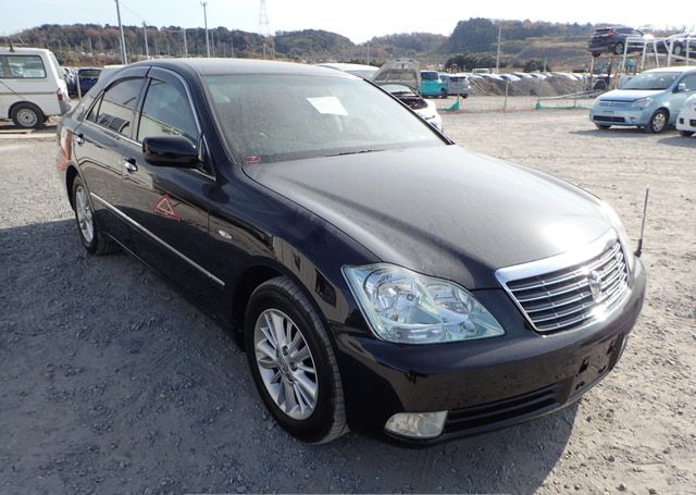 2004 TOYOTA CROWN ROYAL SALOON 130,772 km