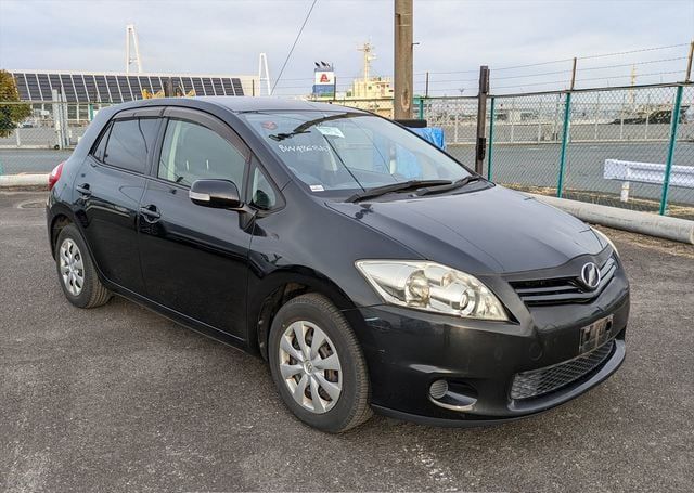 2010 TOYOTA AURIS 150X M PACKAGE 77,565 km