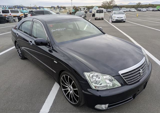 2004 TOYOTA CROWN ROYAL SALOON 40,989 km