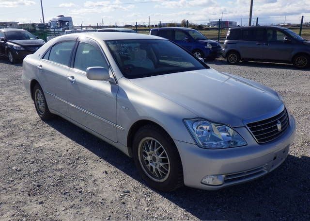 2004 TOYOTA CROWN ROYAL SALOON 55,221 km