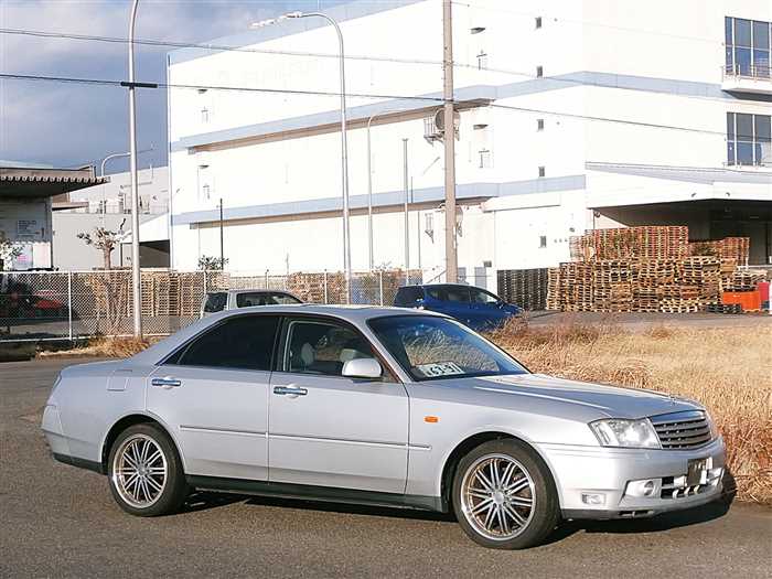 1999 Nissan Gloria Hardtop 60,000 km