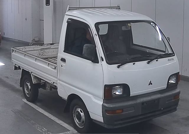 1994 MITSUBISHI MINICAB TRUCK 50,952 km