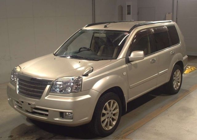 2004 NISSAN X-TRAIL AXIS 119,066 km