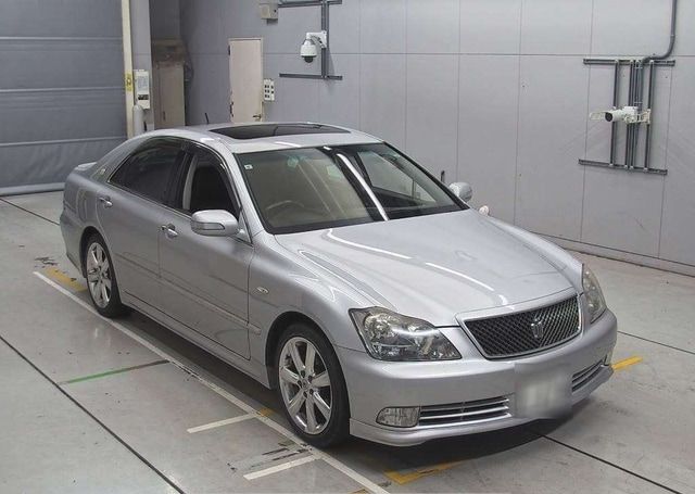 2005 TOYOTA CROWN ATHLETE PREMIUM 50TH EDITION 80,550 km