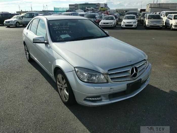 2011 Mercedes-Benz C-Class 32,400 km