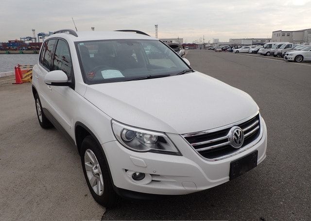 2008 VOLKSWAGEN TIGUAN TRACK AND FIELD 102,061 km