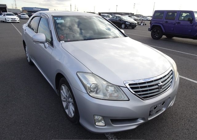 2008 TOYOTA CROWN ROYAL SALOON NAVI PACKAGE 114,575 km