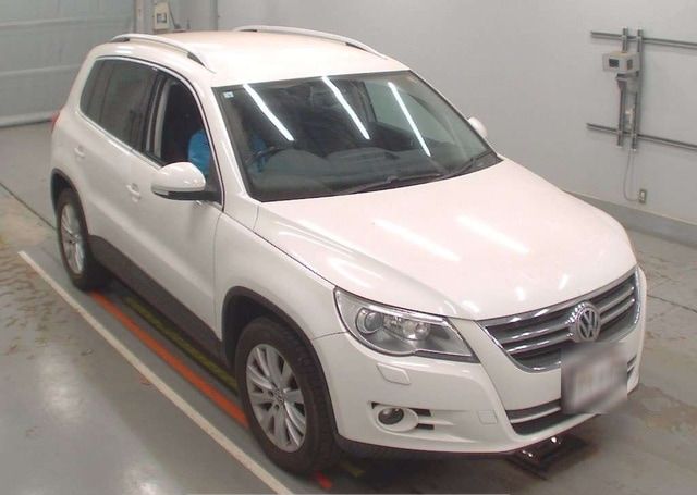 2010 VOLKSWAGEN TIGUAN SPORTS AND STYLE 54,520 km