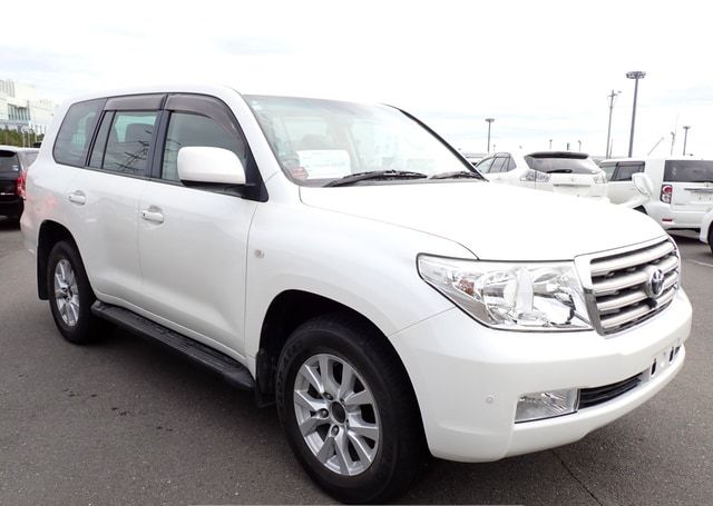 2008 TOYOTA LAND CRUISER AX G SELECTION 100,837 km