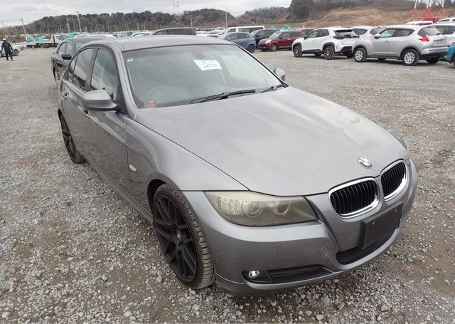 2009 BMW 3 SERIES 320I 111,587 km