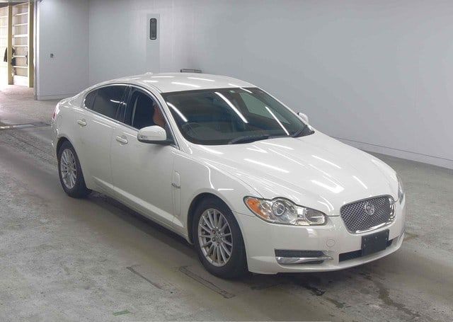 2010 JAGUAR XF 3.0 LUXURY 94,150 km