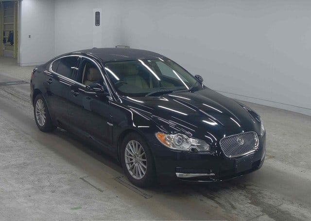 2010 JAGUAR XF 3.0 LUXURY 45,956 km