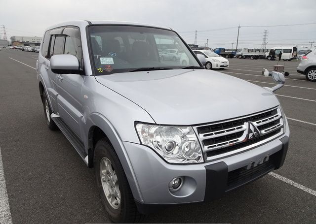 2009 MITSUBISHI PAJERO LONG GR 182,500 km