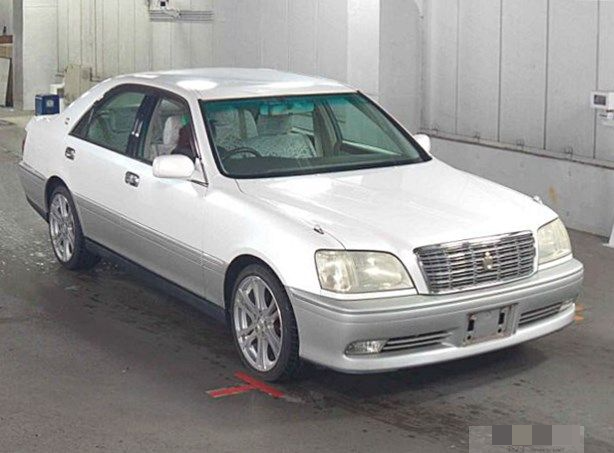 2000 Toyota Crown ROYAL SALOON 89,150 km