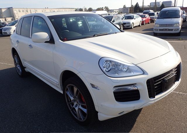 2008 PORSCHE CAYENNE TURBO 104,000 km