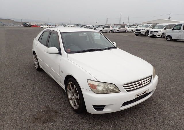 2000 TOYOTA ALTEZZA RS200 101,694 km