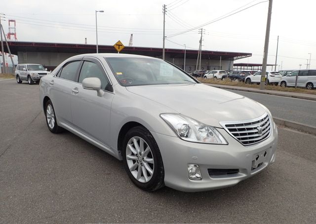 2008 TOYOTA CROWN ROYAL SALOON 78,416 km