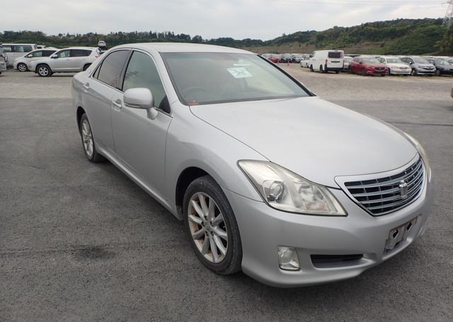 2009 Toyota Crown Royal Saloon 97,252km