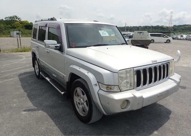 2007 JEEP COMMANDER LIMITED 4.7 114,185 km