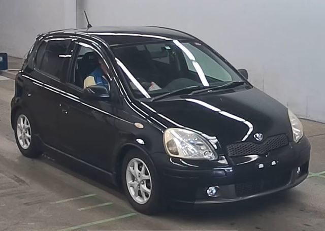 2004 TOYOTA VITZ RS 126,594 km