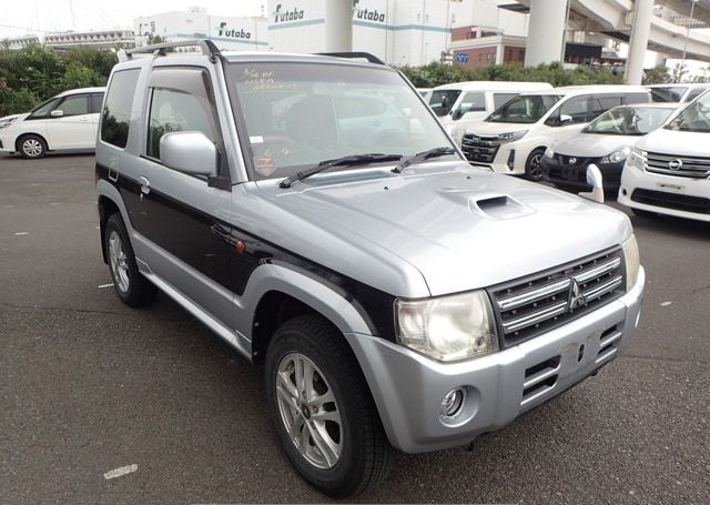2009 MITSUBISHI PAJERO MINI NAVI EDITION VR 111,088 km