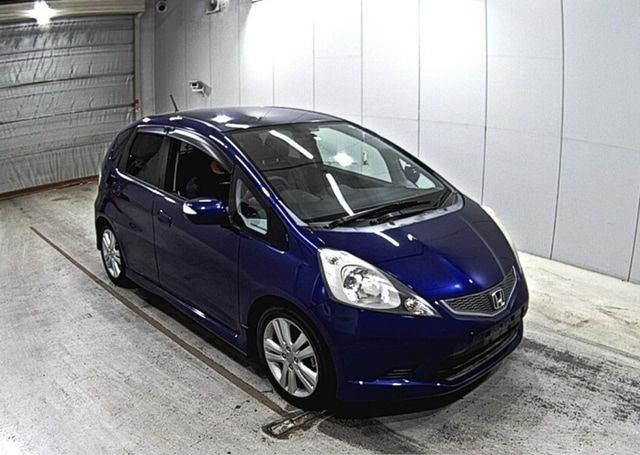 2008 HONDA FIT RS 130,460 km