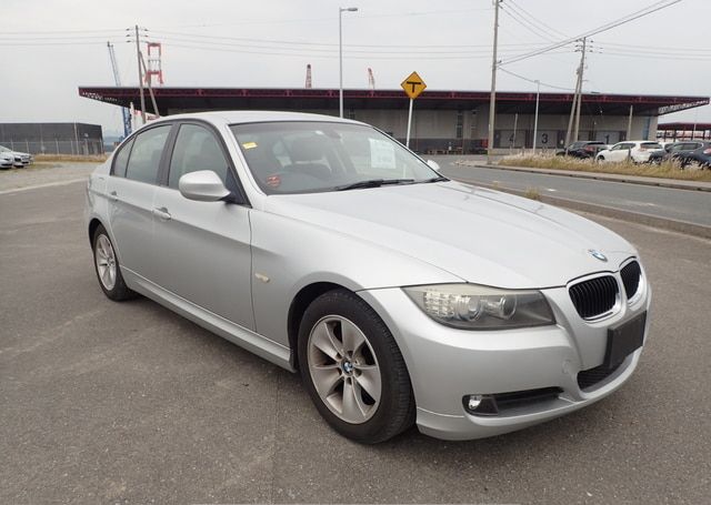 2010 BMW 3 SERIES 320I 70,701 km
