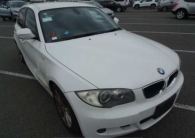 2010 BMW 1 SERIES 120I M SPORTS PACKAGE 95,062 km