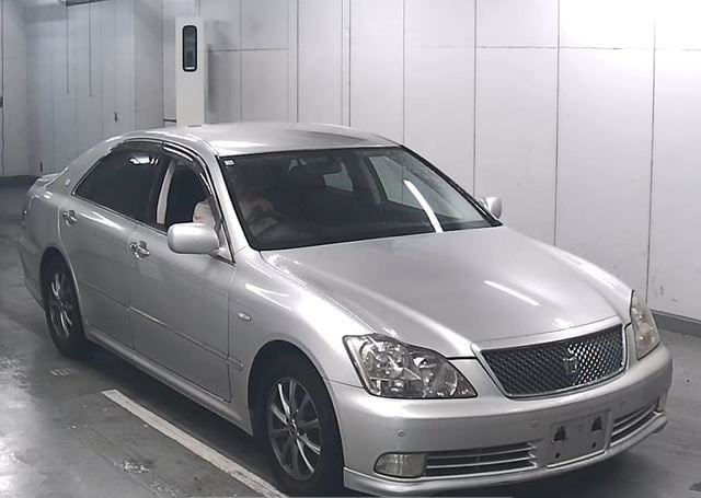 2004 TOYOTA CROWN ATHLETE 74,737 km
