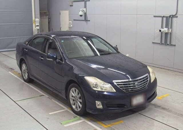 2008 TOYOTA CROWN ROYAL SALOON NAVI PACKAGE 108,503 km