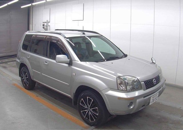 2005 NISSAN X-TRAIL XTT 105,911 km